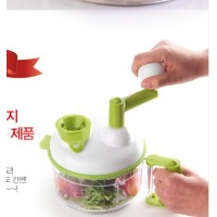 Multifunctional plastic 3 in 1 mini multi grater